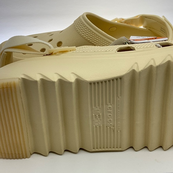 CROCS Hiker Xscape Clog main image 6
